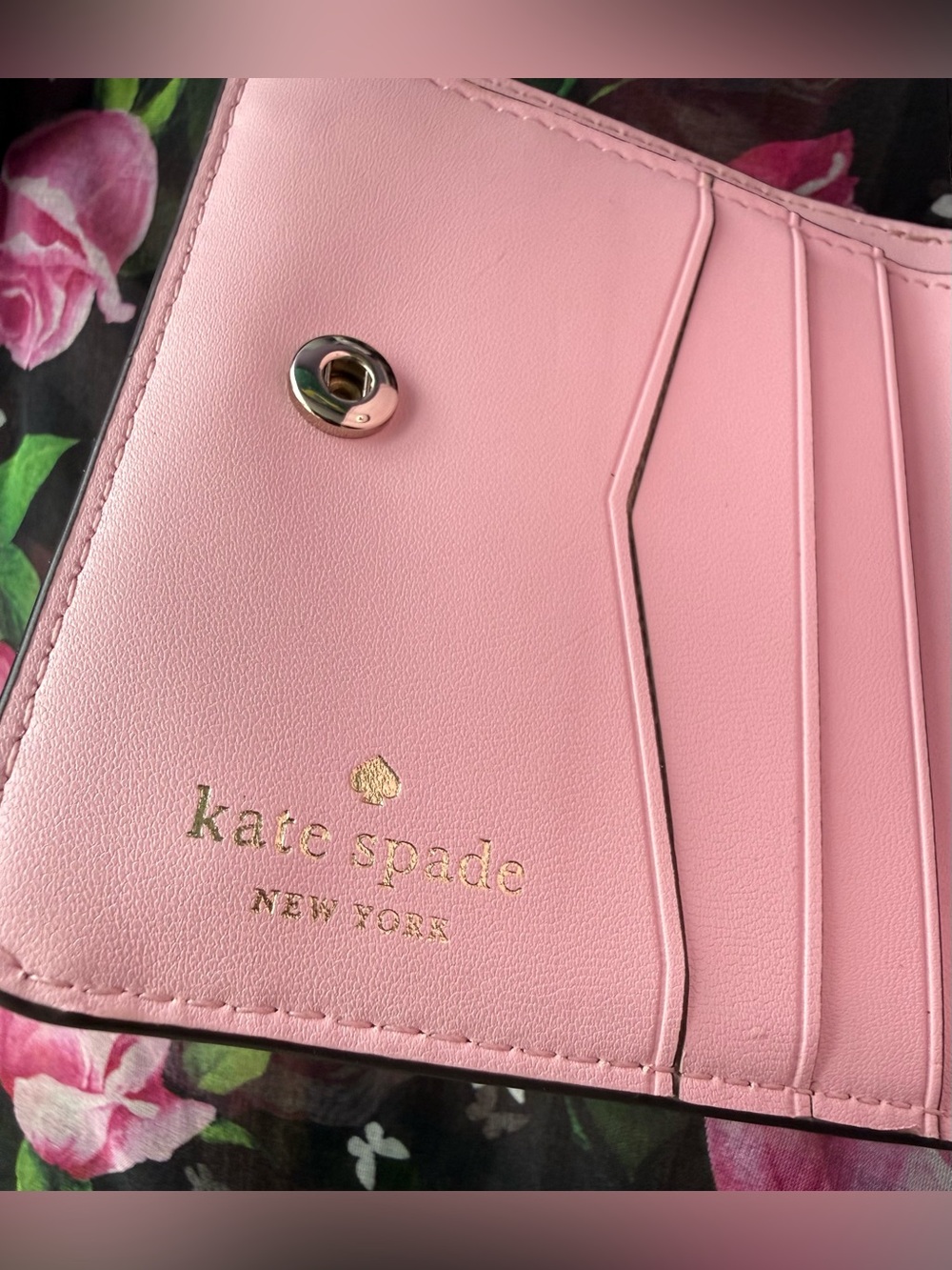 Kate Spade Staci Pink Small Zip Around Bifold Wallet - Picture 10 of 14